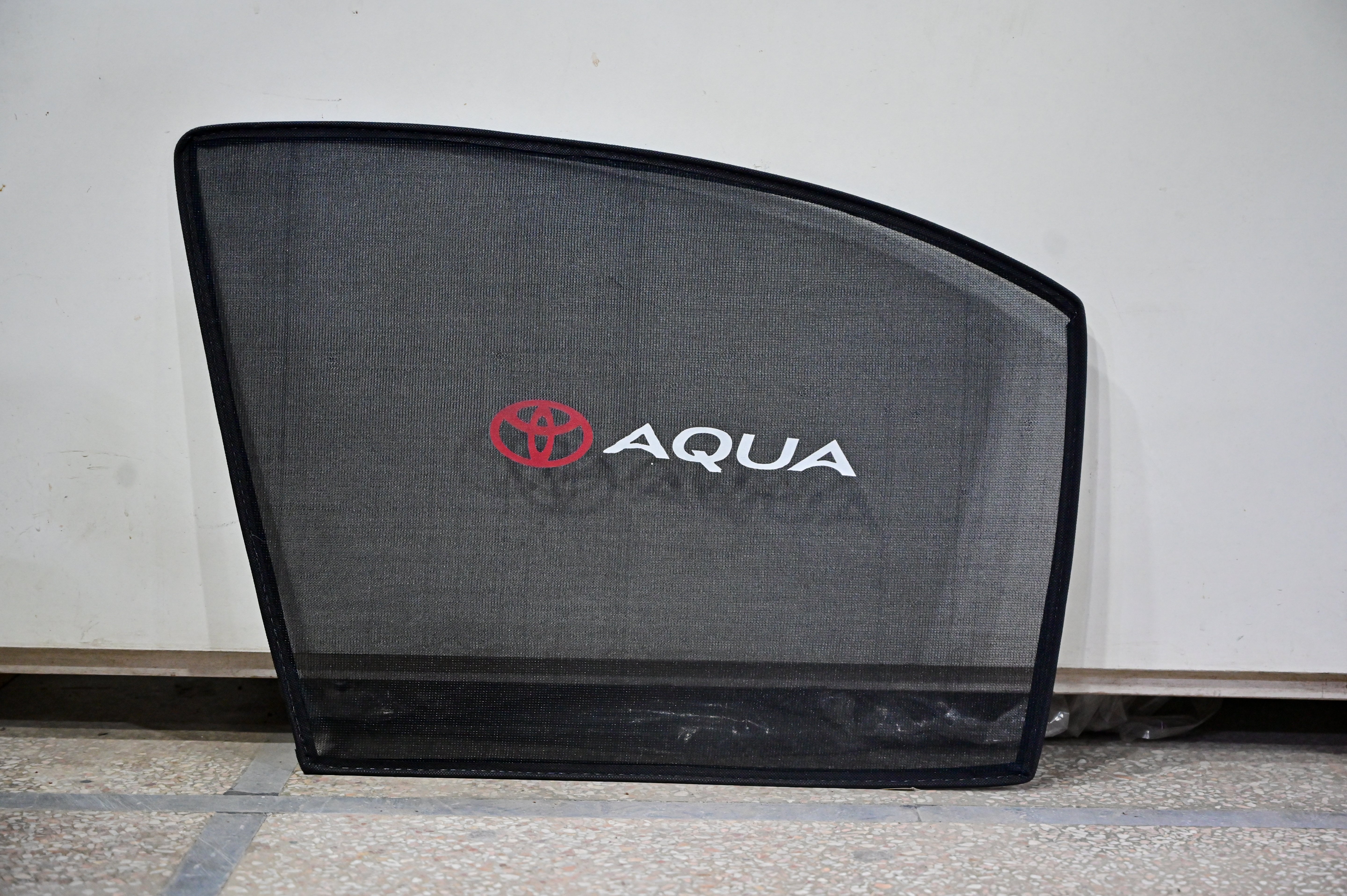 Toyota Aqua Magnetic Window Mesh Sunshades Main image
