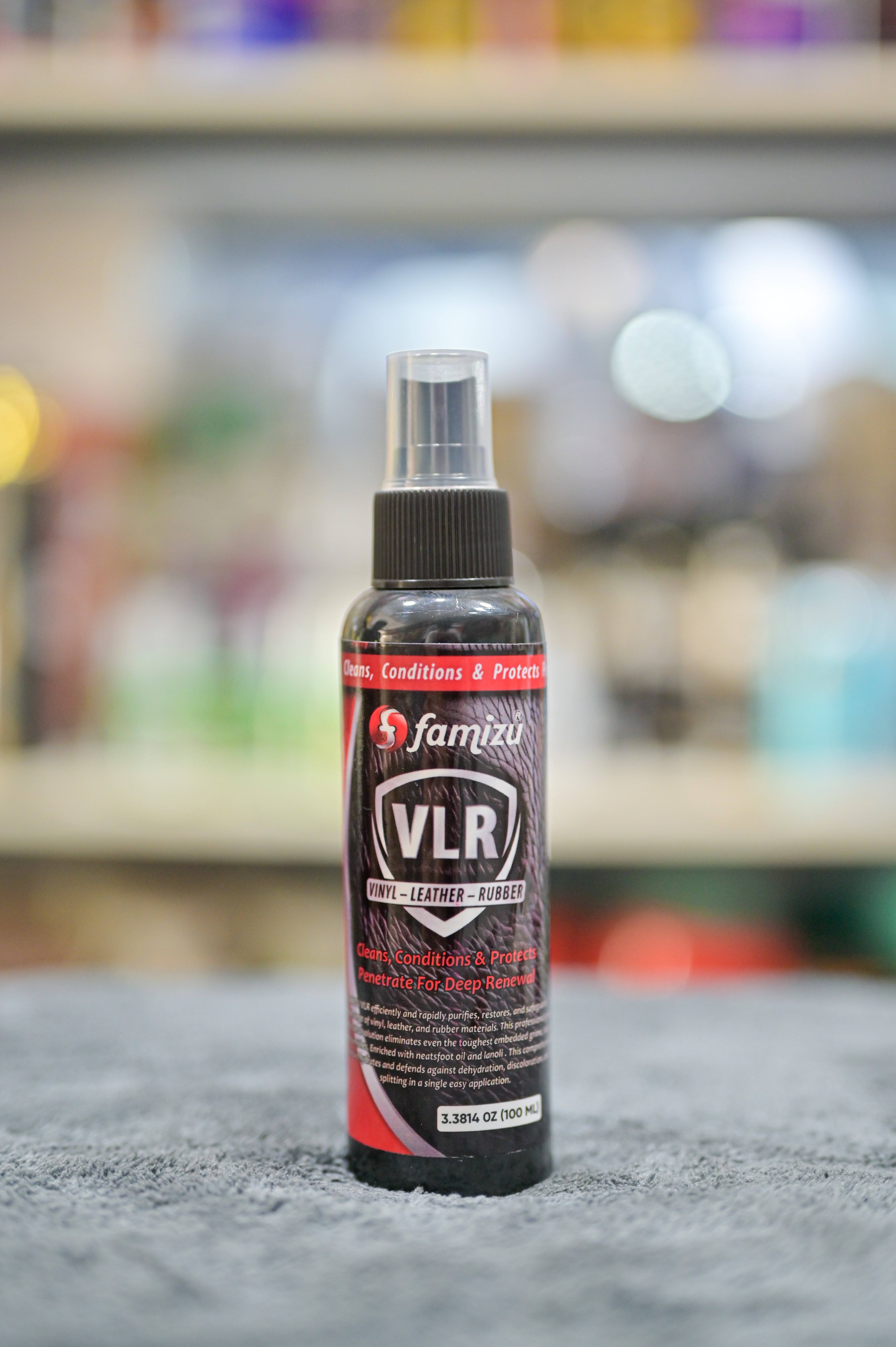Famizu VLR Premium Vinyl, Leather & Rubber Cleaner and Conditioner (100ml) Main image