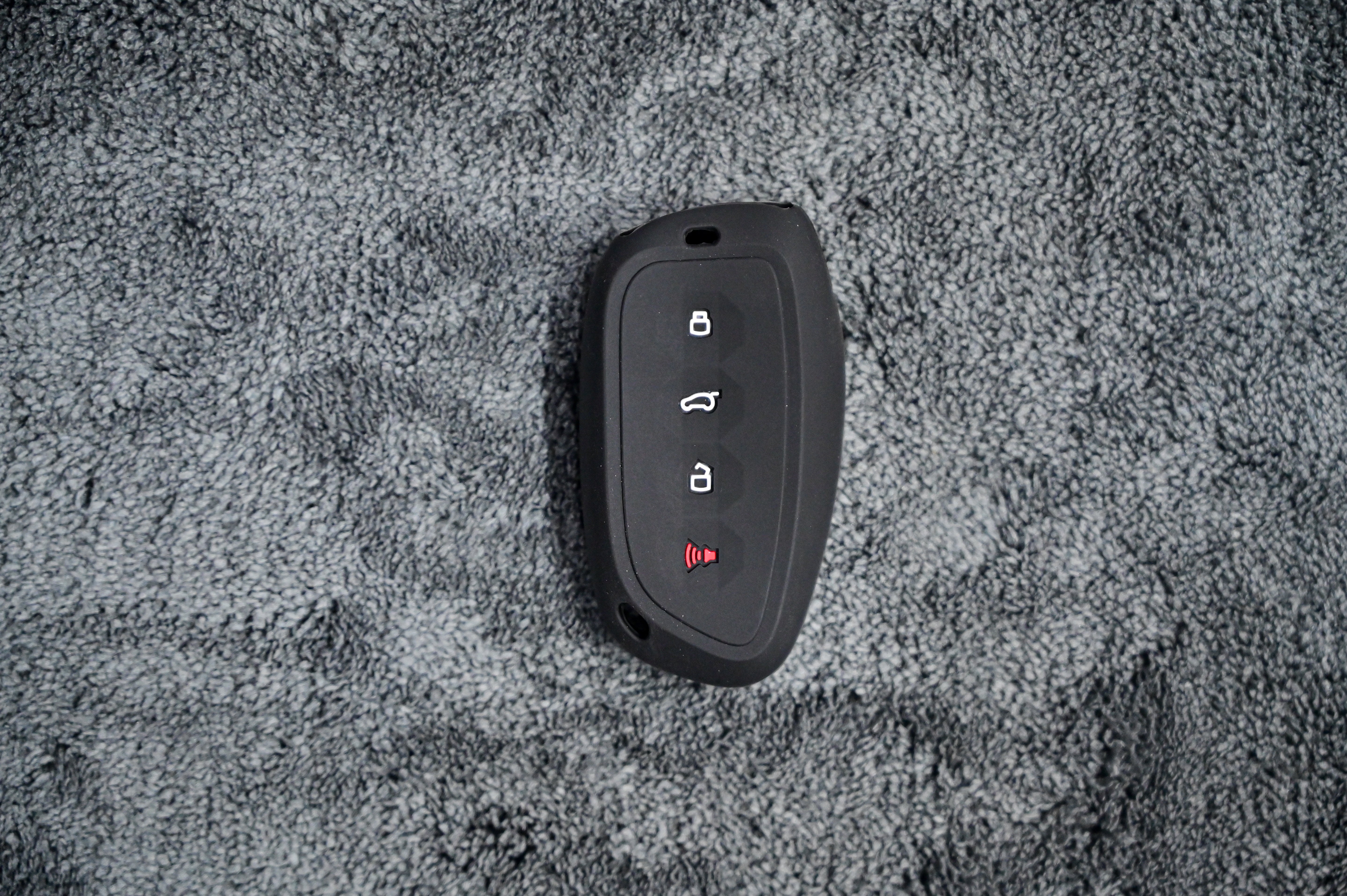 Premium Matte Black Silicone Smart Key Fob Cover - 4-Button Protective Sleeve Main image