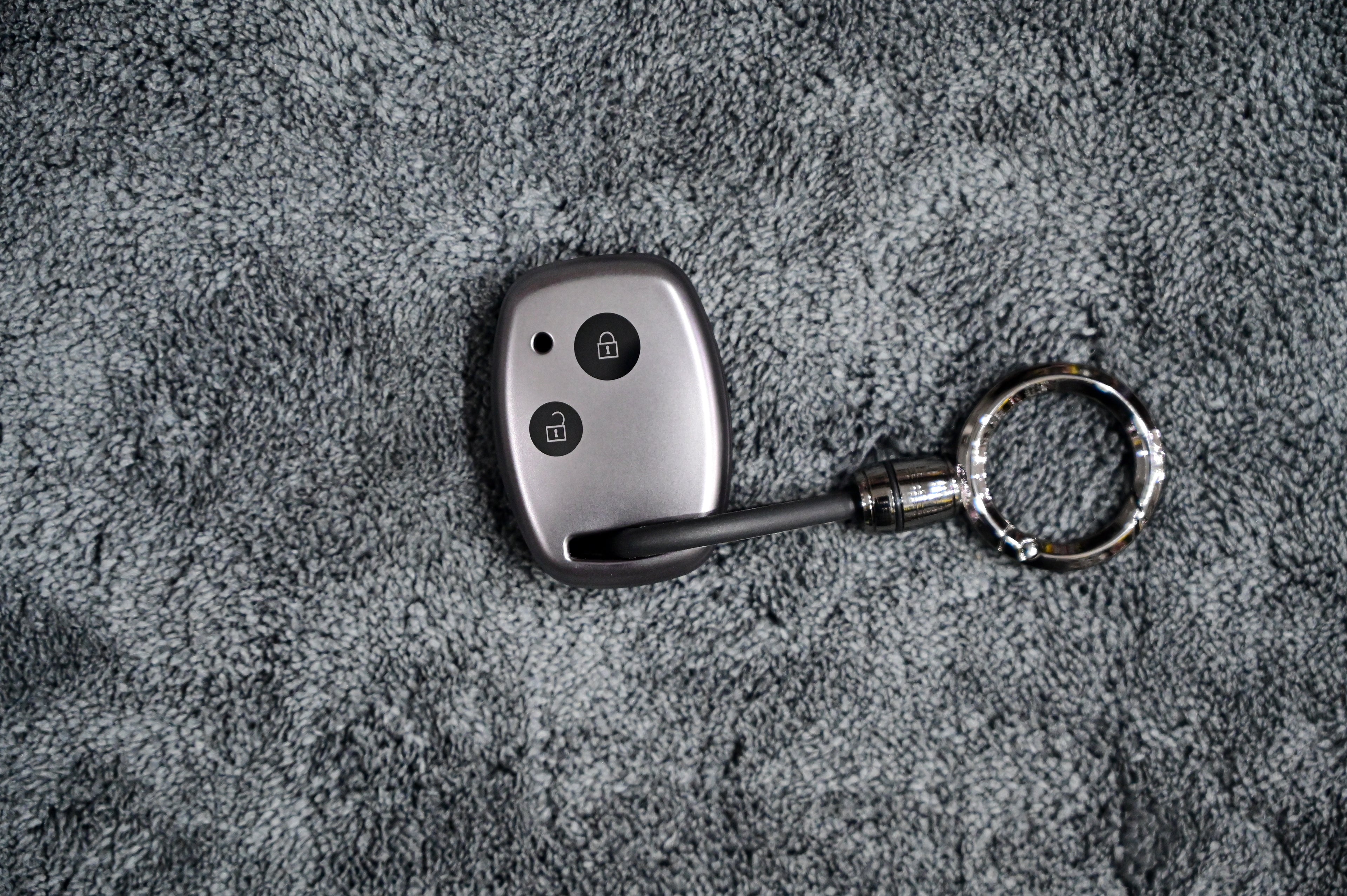 Metallic TPU Car Key Cover with Keychain