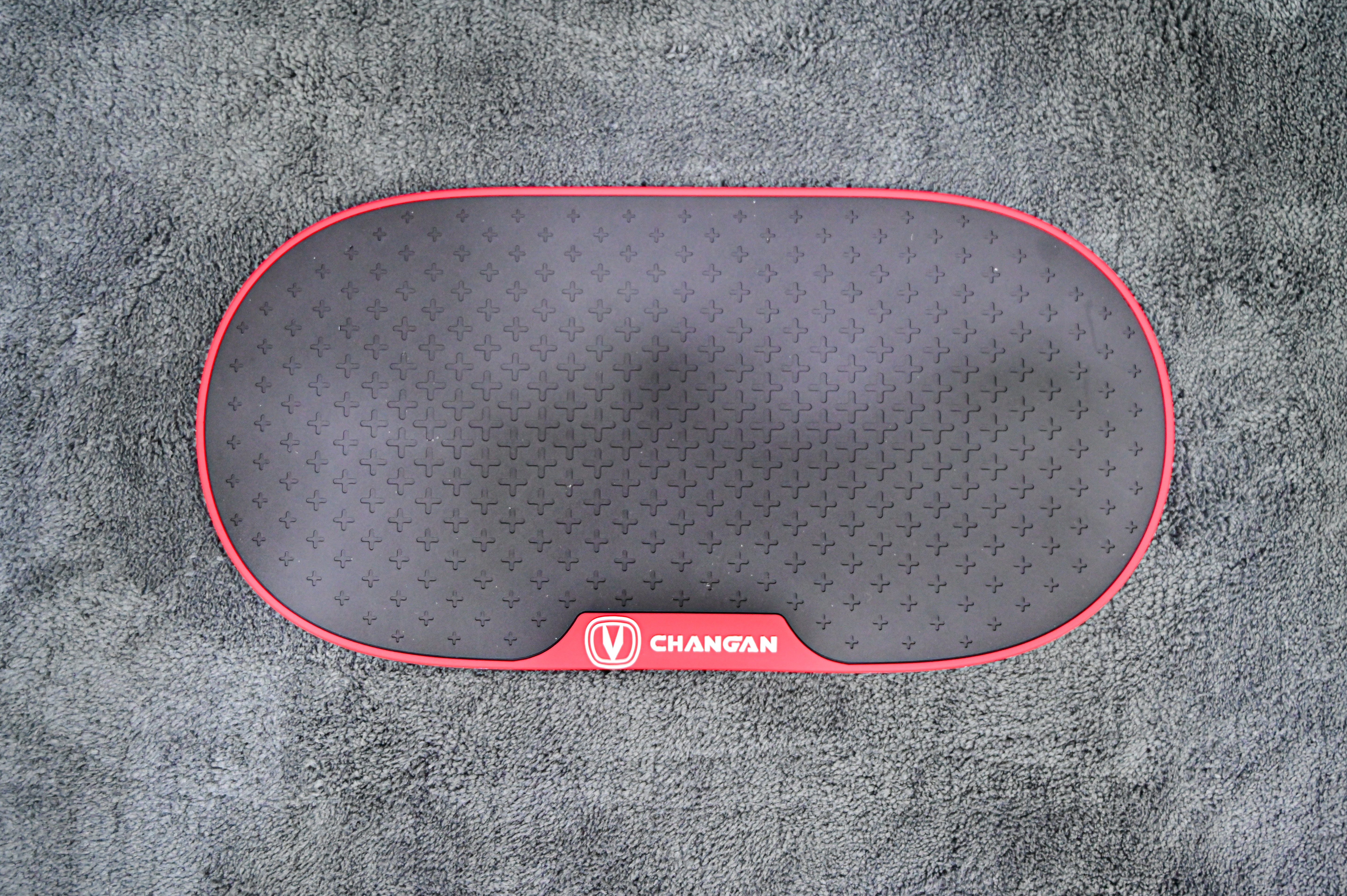 Changan Anti-Slip Dashboard Mat – Non-Slip Rubber Grip Pad Main image