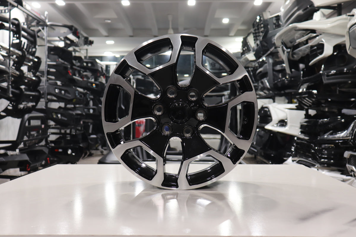 Rugged Off-Road Mesh Style Dual-Tone Alloy Wheel