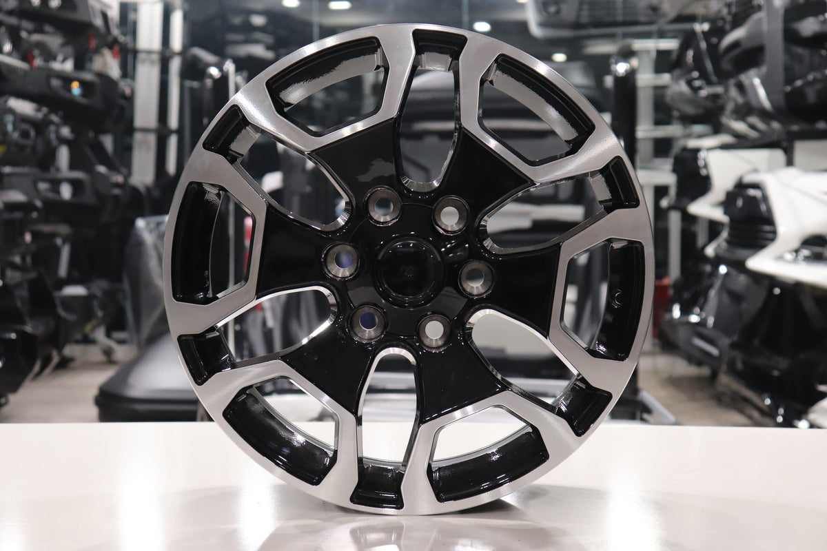 Rugged Off-Road Mesh Style Dual-Tone Alloy Wheel