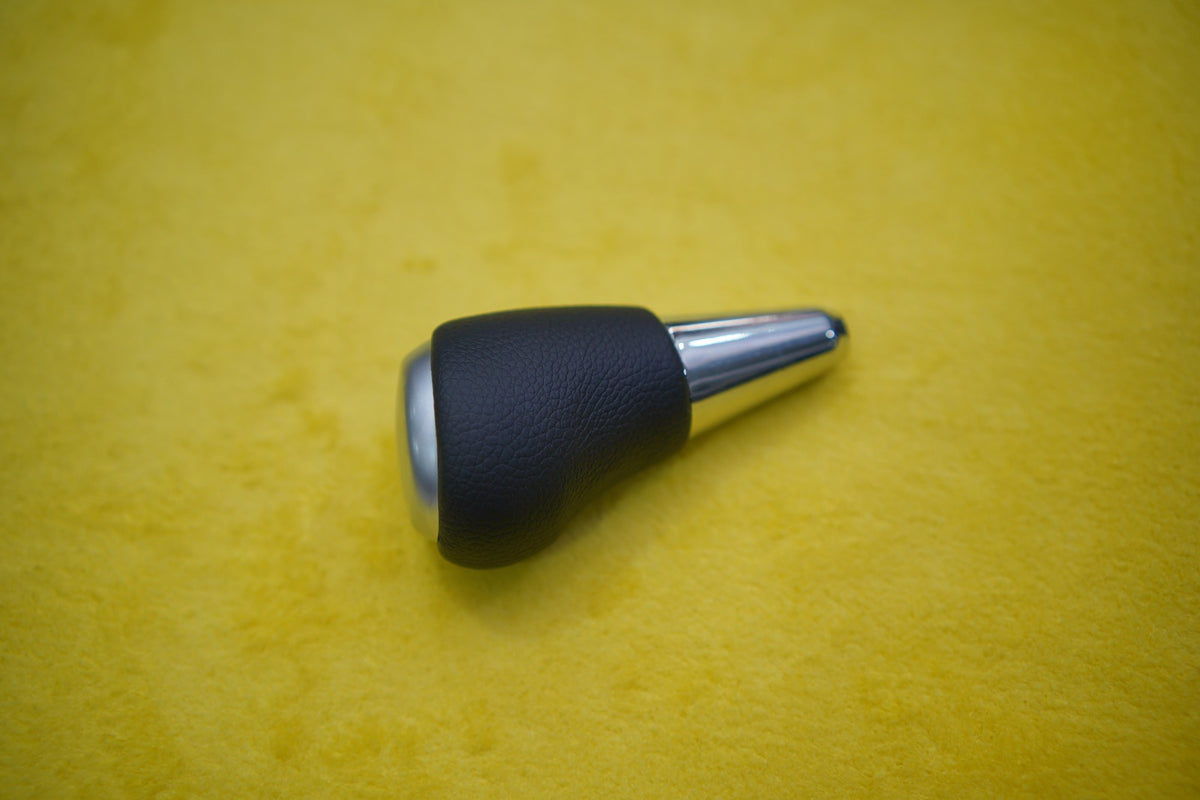 Toyota Corolla Altis / Grandy (2015–2021) Automatic Gear Shift Knob – Leather & Chrome Finish
