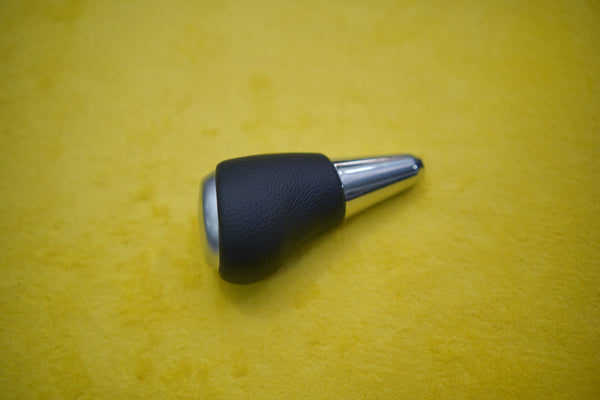 Toyota Corolla Altis / Grandy (2015–2021) Automatic Gear Shift Knob – Leather & Chrome Finish